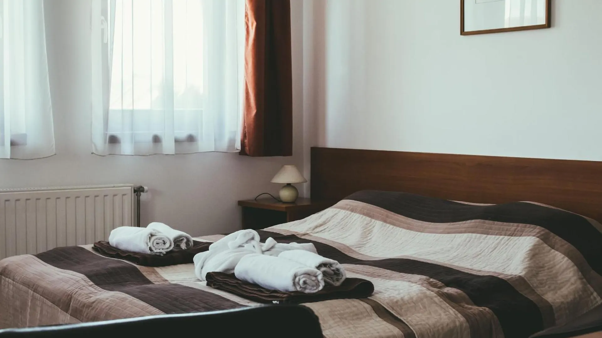 Bed & Breakfast Ella Residence Panzio Hajduszoboszlo